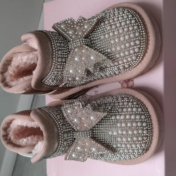 Girls rhinestone winter boots