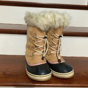 Girls Sorel winter boots-Size 5