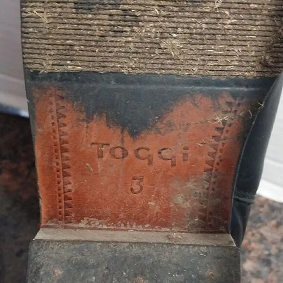 Girls Toggi Size 3 Riding Boots...EUC