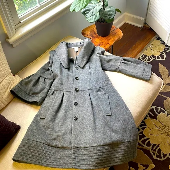 Gorgeous Diane vonFurstenberg Wool Coat, perfect for Fall
