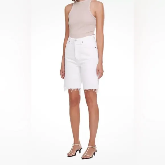 Great Condition AGOLDE 90s Pinch Waist Short in Porcelain Size 27