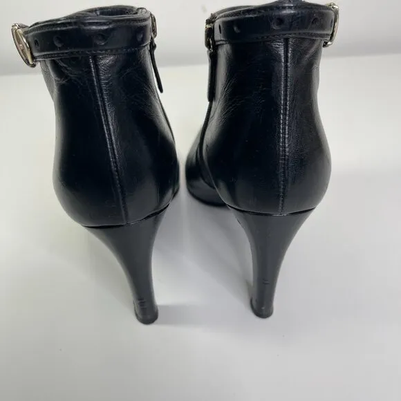 Gucci Women's Black Leather Pointed Toe Side Zip Buckle Ankle Boots US Size 9B