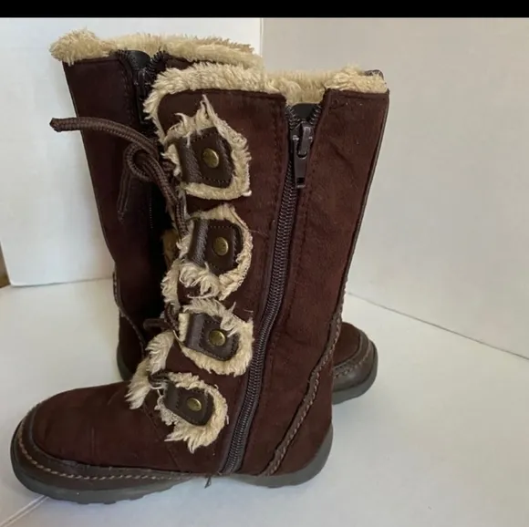🥳HP🥳Nine West Girls Sizes 11 Boots Brown White Checked