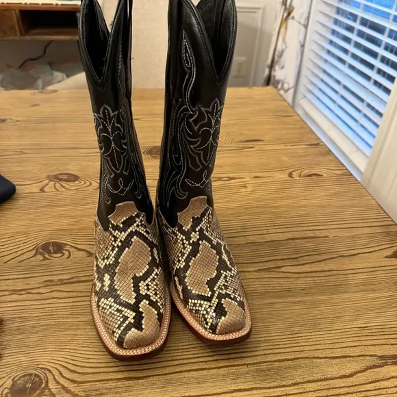 JB Dillon Python leather Cowgirl Boots Size 6