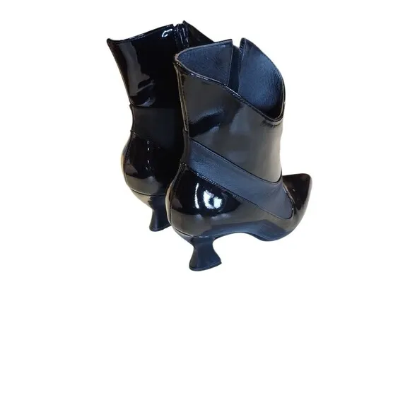 JOHN FLUEVOG POSER Ankle Boots Bootie Mixed Media Patent &amp; Soft Leather ~ Sz 6.5