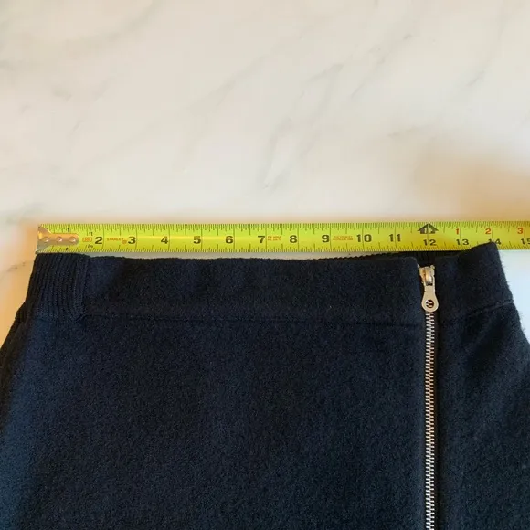 Joie Tyree Mini Skirt Caviar 100% Wool Sz S