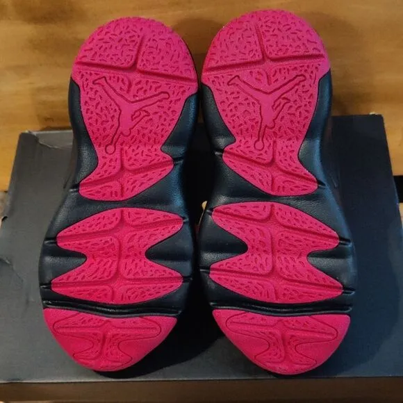 Jordan Drip 23 Pinksicle/black size 3y snow boots