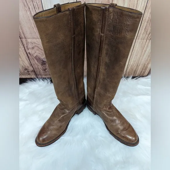Justin women’s riding equestrian style boots size 6 1/2 B knee high leather