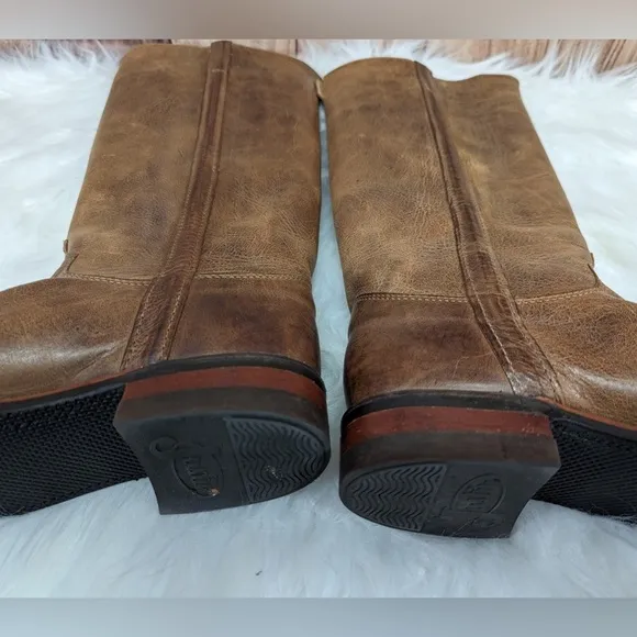 Justin women’s riding equestrian style boots size 6 1/2 B knee high leather