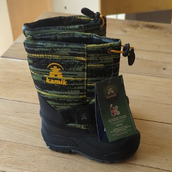 Kamik Kids' Black and Green Winter Boots