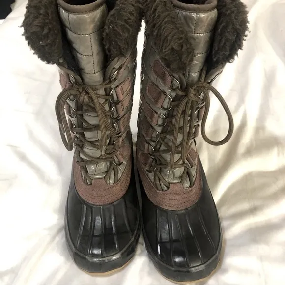 Kamik Scarlet Thinsulate Winter Tall Snow Boots Laced Brown Grey Black size 9