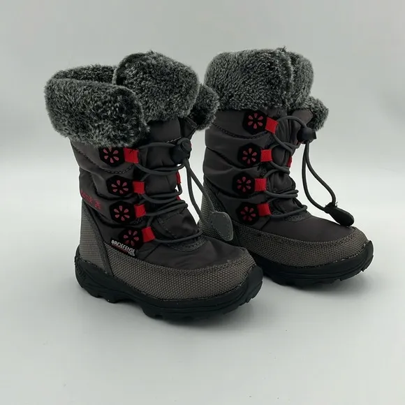 Kamik Snow Boots (toddler size 8)