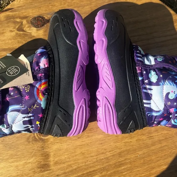 Kamik Snowbug 6 Little Kids SZ 11 Purple and Black Winter Boots Unicorn Pattern