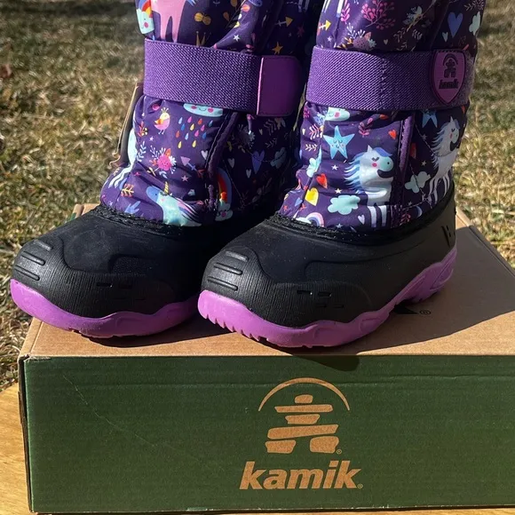 Kamik Snowbug 6 Little Kids SZ 11 Purple and Black Winter Boots Unicorn Pattern