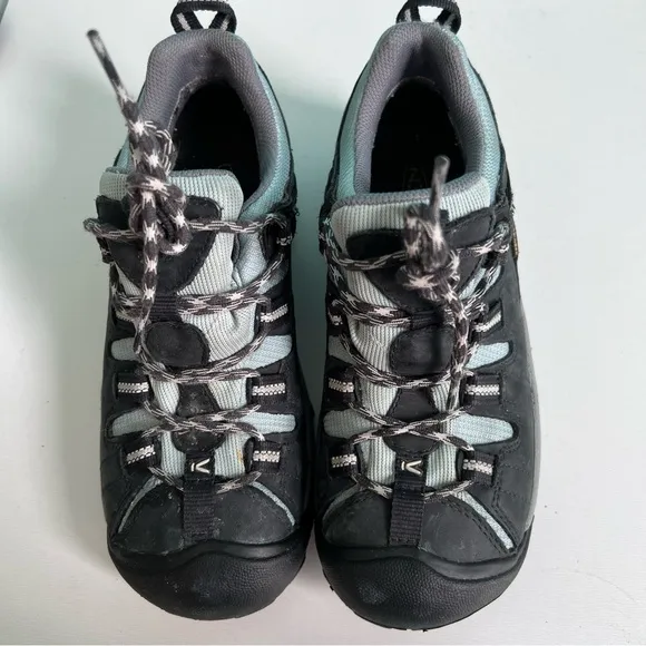 KEEN 7.5 Hiking Women’s Shoes Targhee II Voyageur or Circadia Athletic Shoe WP