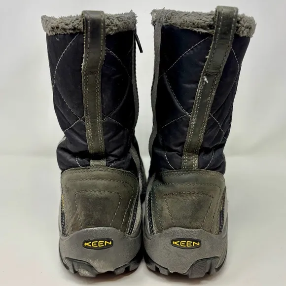 Keen Betty Women’s 200g Insulated Lined Winter Snow Boots Gray Black Size 10.5