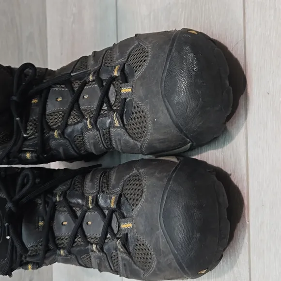 Keen Men's Utility Steel Toe Work Leather/Mesh  Boots Sneakers Sz 11EE Waterproo
