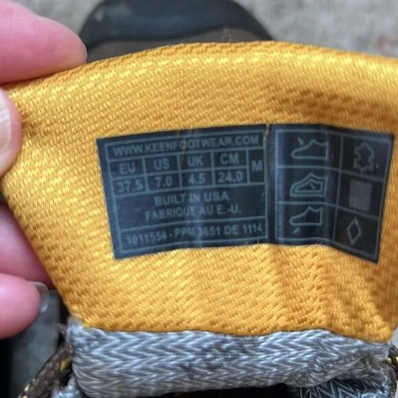 Keen Women Size 7 Hiking Boots (Durand 2)!