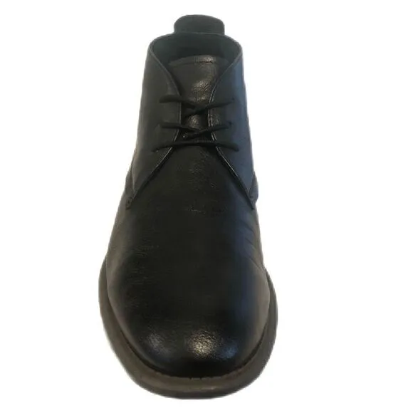 Kenneth Cole chukka boots EUC