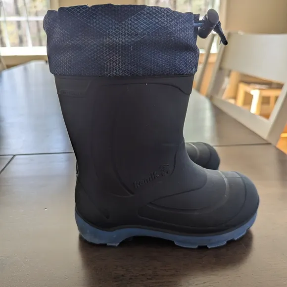 Kids Black and Blue Kamik Winter Boots