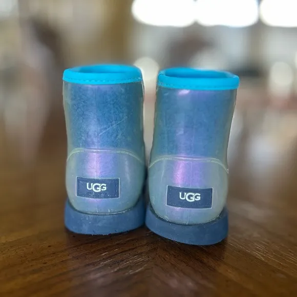 Kids’ Ugg blue winter boots size