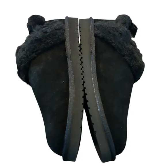 Koolaburra by Ugg Advay Slip On Shoes Black Suede  NEW Size 8