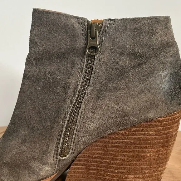 KORK-EASE Natalya Heel Wedge Boots Size 9
