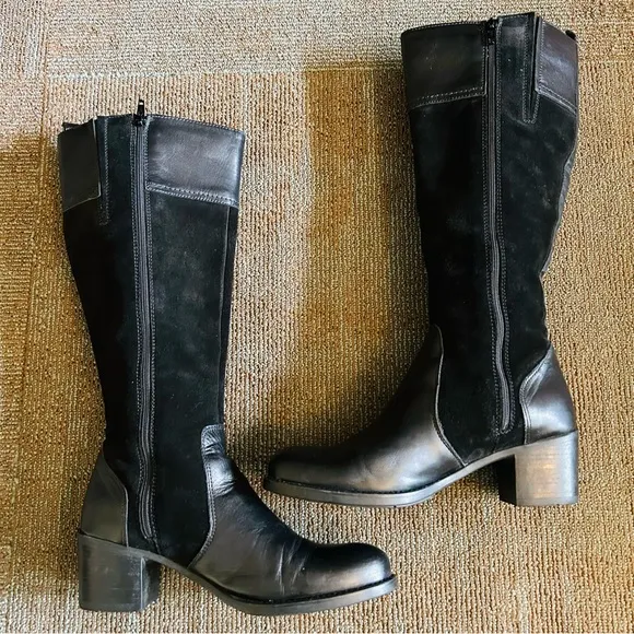 La Canadienne Black Suede Passion Equestrian Knee High Waterproof Boots, size 8M