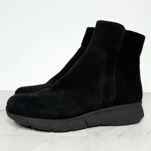 La Canadienne Vira Black Suede Winter Boot 8