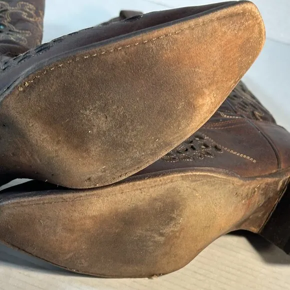 LADIES SIZE 8.5 CORRAL BOOTS
