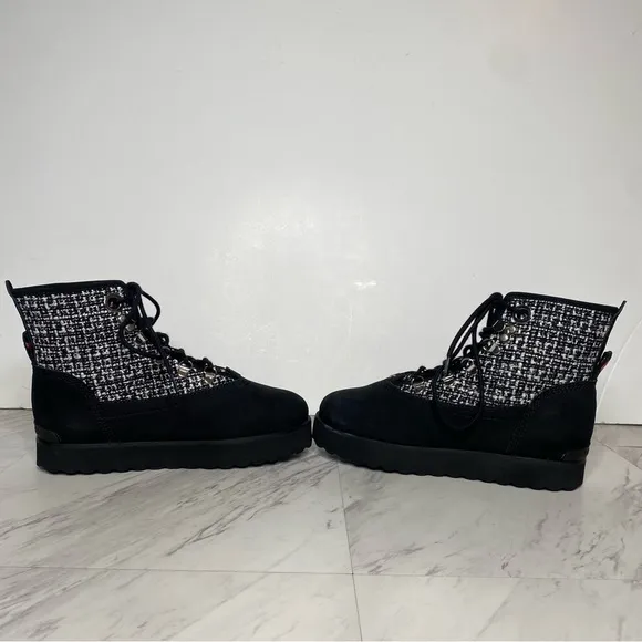 Larroude Vail Black Tweed Lace Up Winter Boot 7 1/2