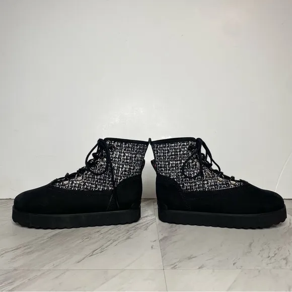 Larroude Vail Black Tweed Lace Up Winter Boot 7 1/2