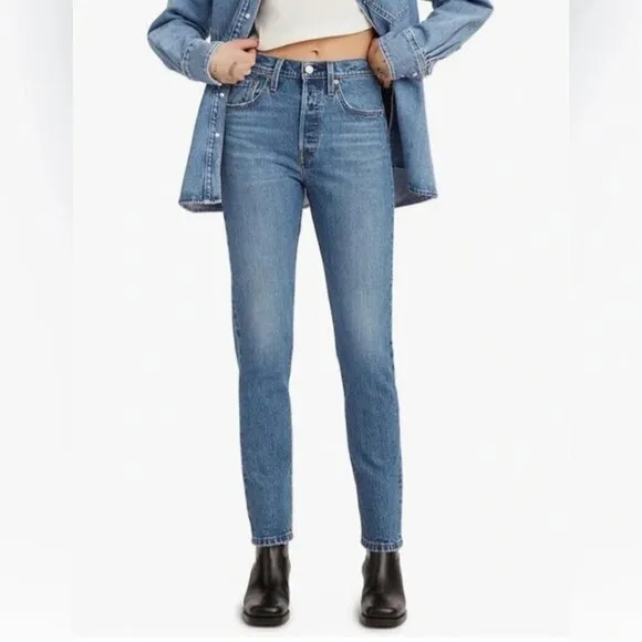 LEVI’S 501’s Women’s Jeans Button Fly Med Stone Wash High Rise Size 25