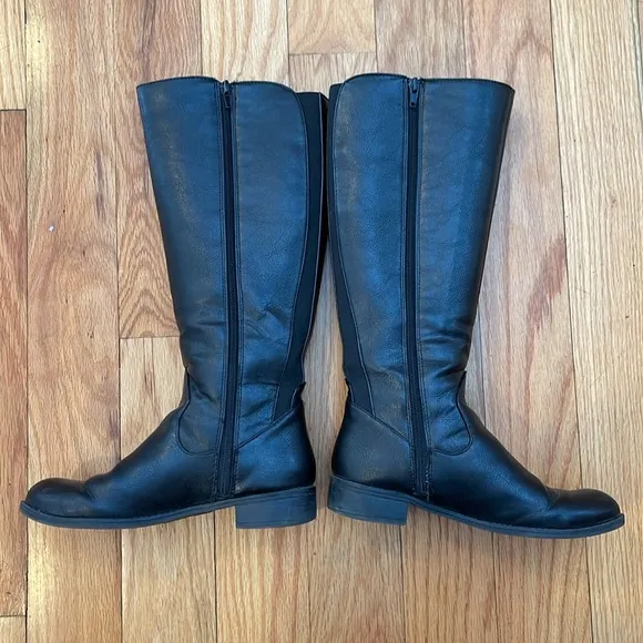 LIFE STRIDE Sikora Faux Leather Black Riding Silver Hardware Boots Size 6