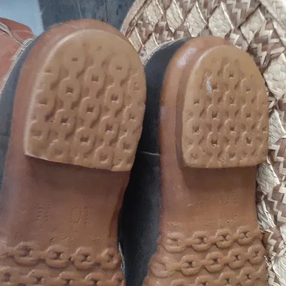 L.L BEAN HAUNTING INSULATED BOOTS WATERPROOF