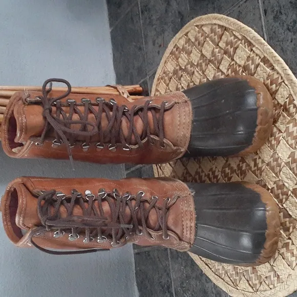 L.L BEAN HAUNTING INSULATED BOOTS WATERPROOF