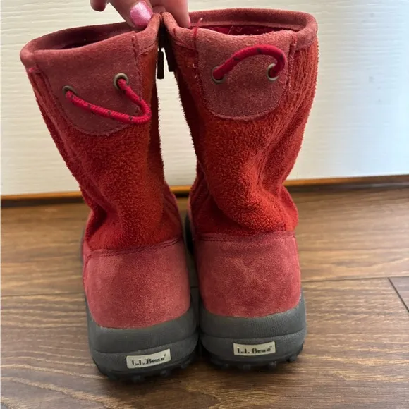 L.L. Bean Red Sherpa Suede Winter Boots Womens Size 6