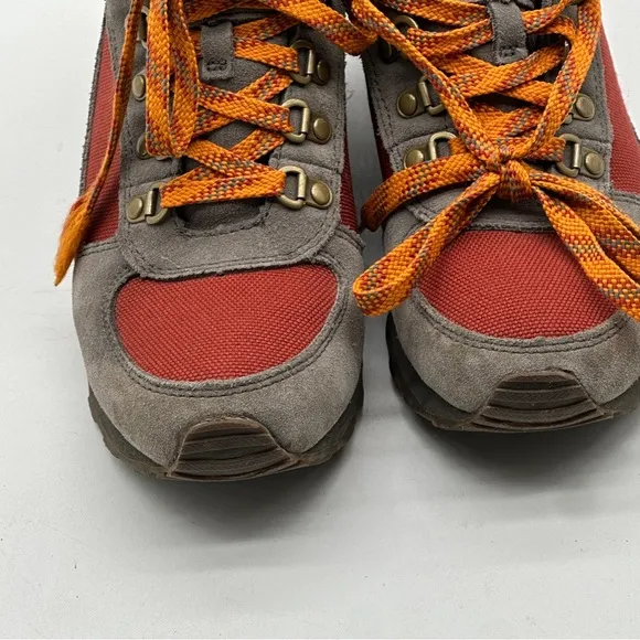 LLBean Kids Katahdin Waterproof Hiking Boots Size 4 Gray Red
