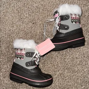 London Fog Kids' Fair Isle Boots NWOT