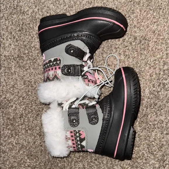London Fog Kids' Fair Isle Boots NWOT