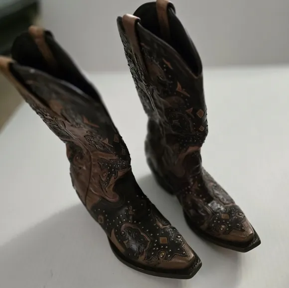Lucchese boots 6.5 M5015 Women’s Fiona Scarlette Cafe Brown Calf Stud