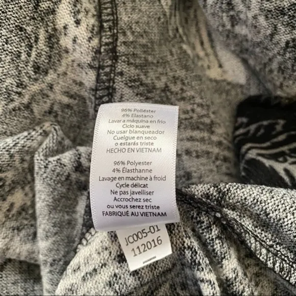 LulaRoe Sarah Black and Grey Knit Small