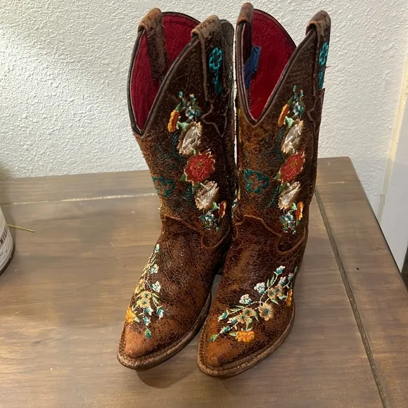 Macie Bean cowgirl boots