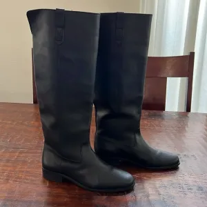 MADEWELL The Allie Timeless Classic Equestrian Feel Knee-High True Black 10