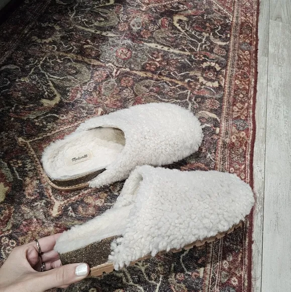 Madewell The Layne Shearling Clog