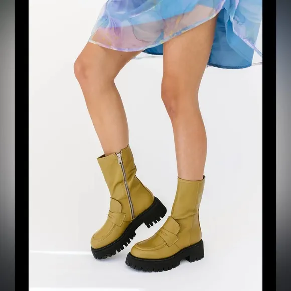 Madison Loafer Boots