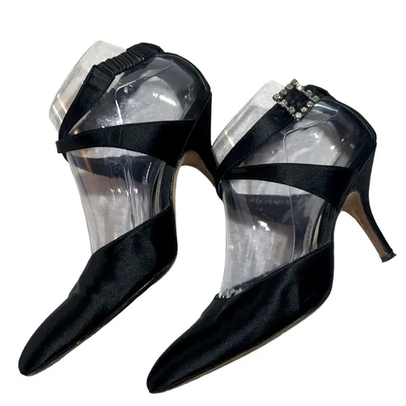 Manolo Blahnik Black Satin Rhinestone‎ Buckle Strappy Goddess Heels Shoes 7 1/2