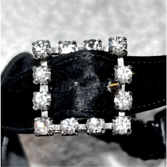 Manolo Blahnik Black Satin Rhinestone‎ Buckle Strappy Goddess Heels Shoes 7 1/2