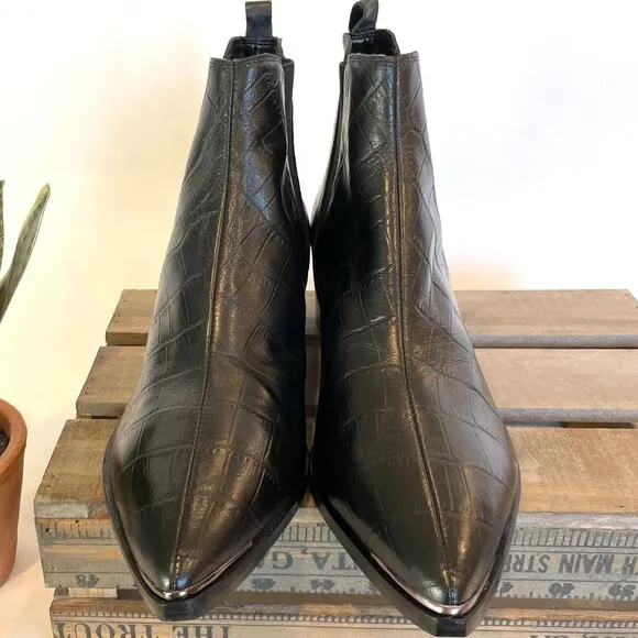Marc Fisher Crocodile Pointy Toe Yale Chelsea Leather Boots In Black Size 8 New