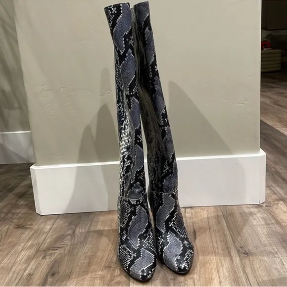 Marc Fisher Zadia 2 Faux Snake Boots Tall s 7